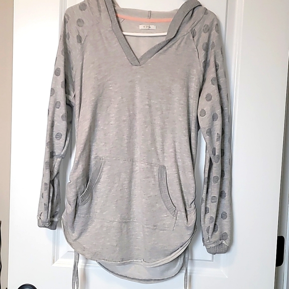 Maurices Sweatshirt - Picture 1 of 5